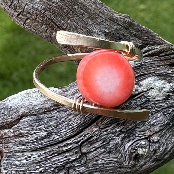 992. Gold filled Hammered wire wrapped Pink Coral Ring Made on Maui - Picture 3 of 10